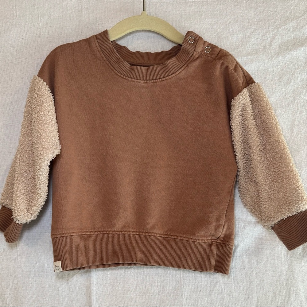 Bacabuche Sherpa Sleeve Fleece Pullover